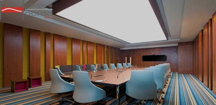  سقف کاذب در اتاق کنفرانس