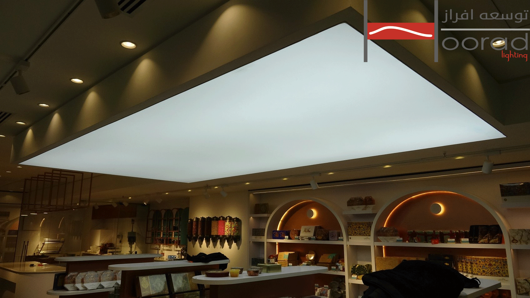 نورپردازی در سقف کشسان